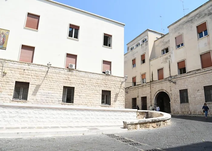 Palazzo Del Carmine Bari