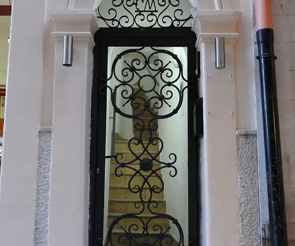 Palazzo Del Carmine Bari