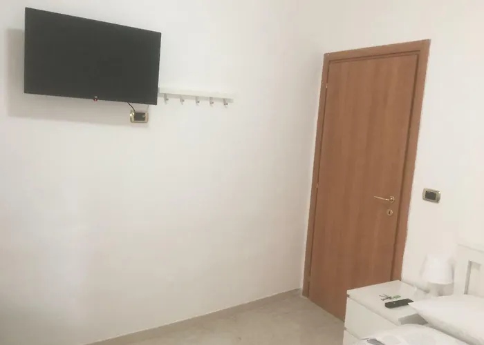 Palazzo Del Carmine 3* Bari